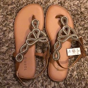 Tan Diamond Accent Sandal - Wide